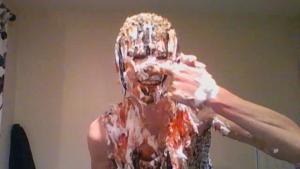 20-bowls-of-mess-wearing-a-dre_16.jpg