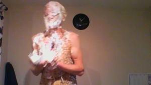 20-bowls-of-mess-wearing-a-dre_21.jpg